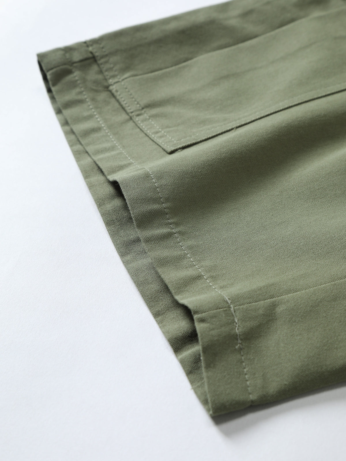 Pantalone Corto Cargo Uomo Estivo con Tasche Laterali